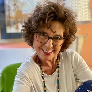 Meet your Posher, Carol…😊